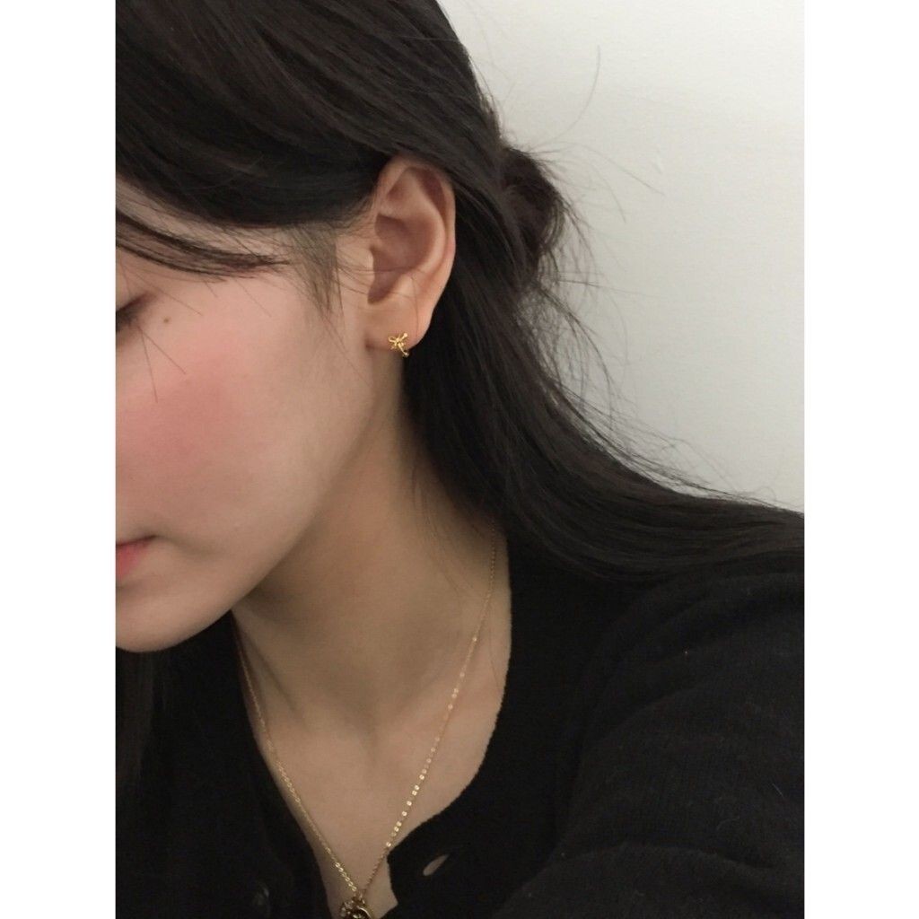67b7160cab838_1740051980.jpg em925純銀┃耳扣式耳環┃mini蝴蝶結圈扣