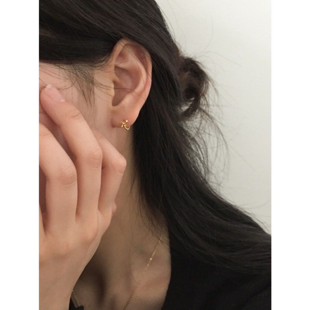 67b7160ce1e80_1740051980.jpg em925純銀┃耳扣式耳環┃mini蝴蝶結圈扣